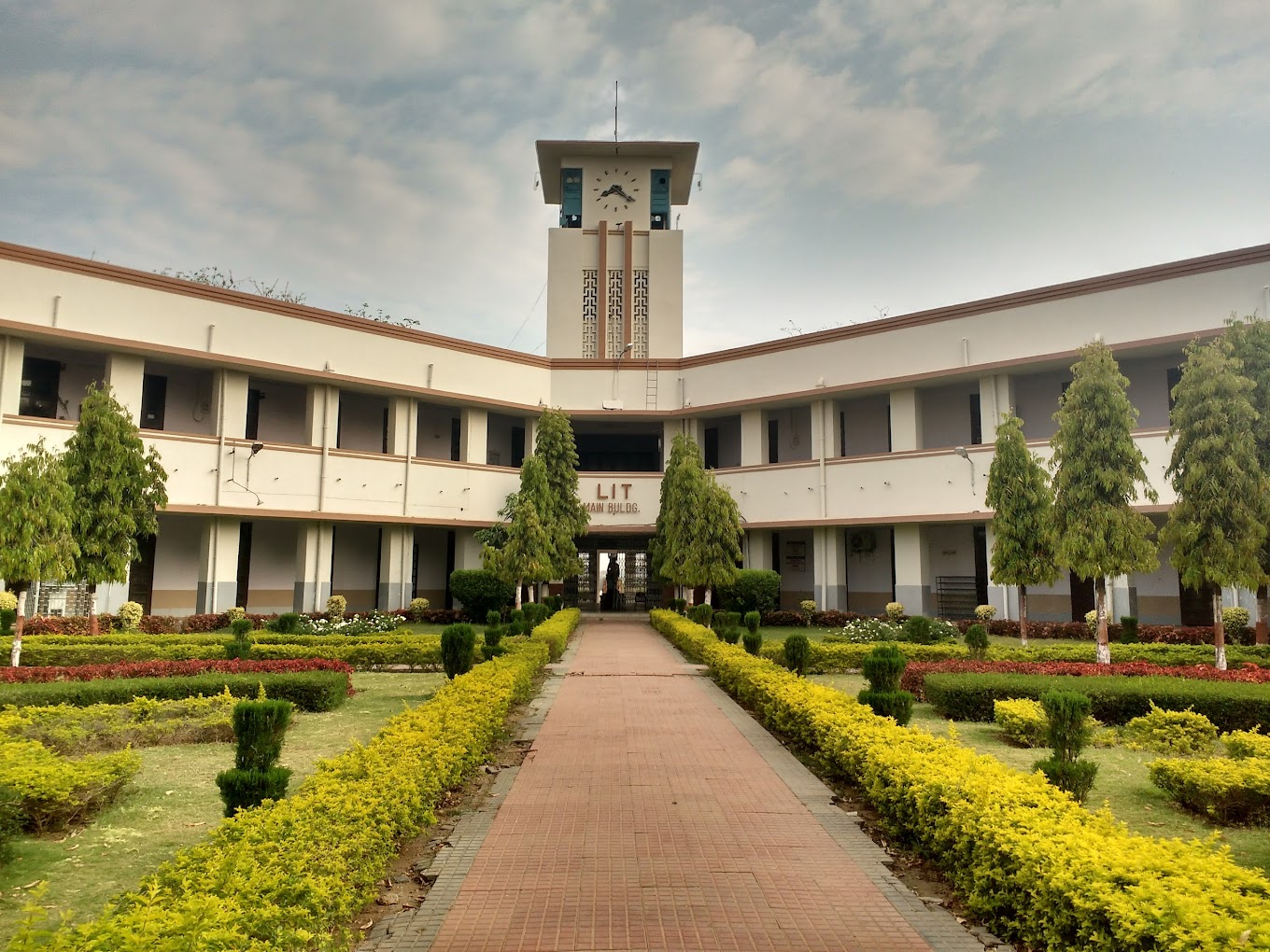 Laxminarayan Institute of Technology (LIT) College Attains Autonomous Status