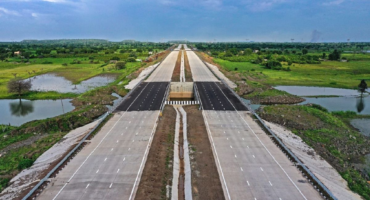 Maharashtra's Samruddhi Expressway Boosts Travel, But Safety Concerns Linger