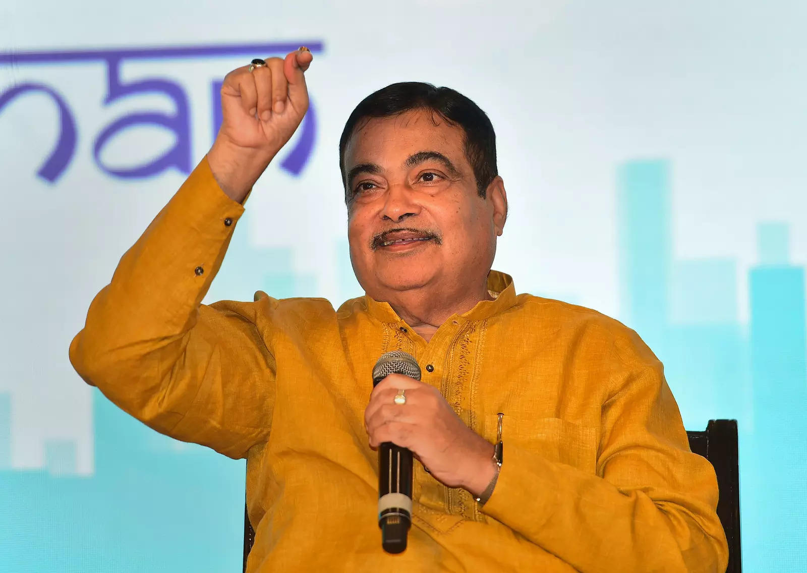 Police Investigate Threats to Nitin Gadkari