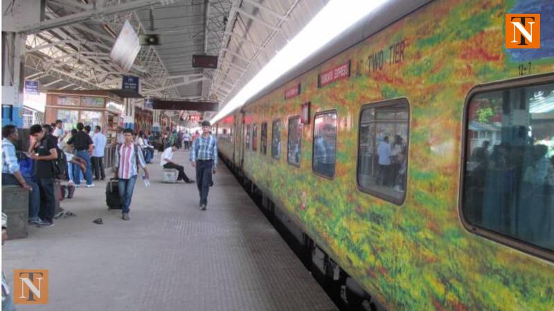 Woman Dies After Falling from Train Near Hingna