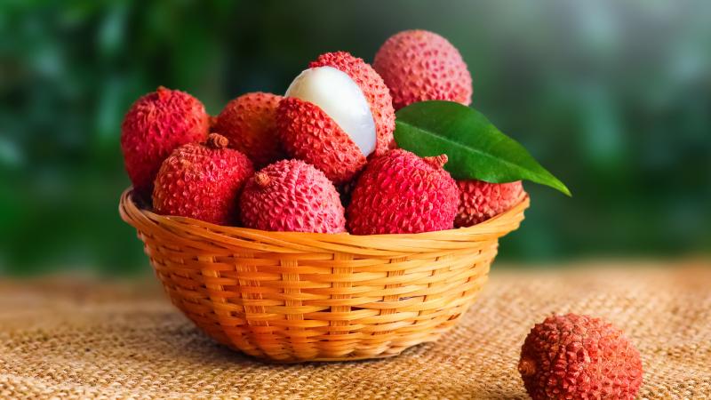 Wonderful advantages and the ideal time to eat lychees 