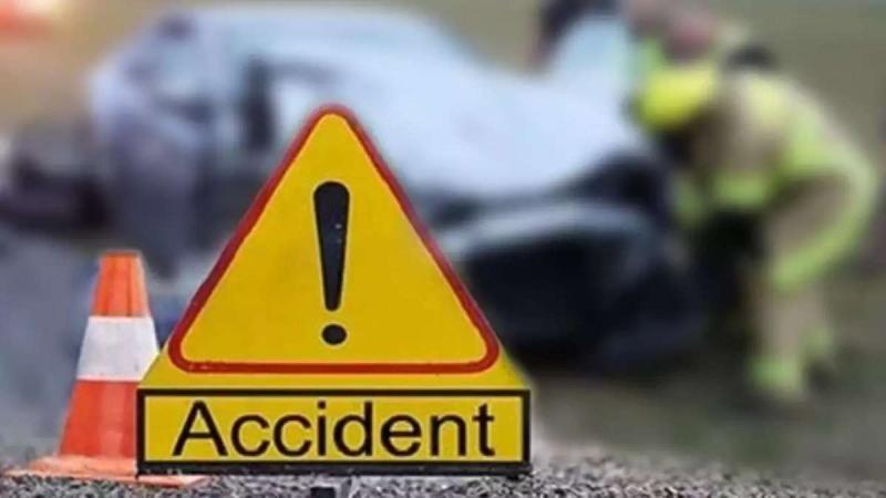 Speeding SUV Kills One, Injures Two People on Pipla Road