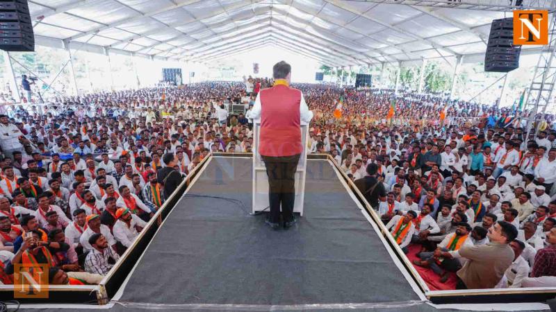 Devendra Fadnavis’ Rally Lights Up Nagpur with Show of Solidarity and Support