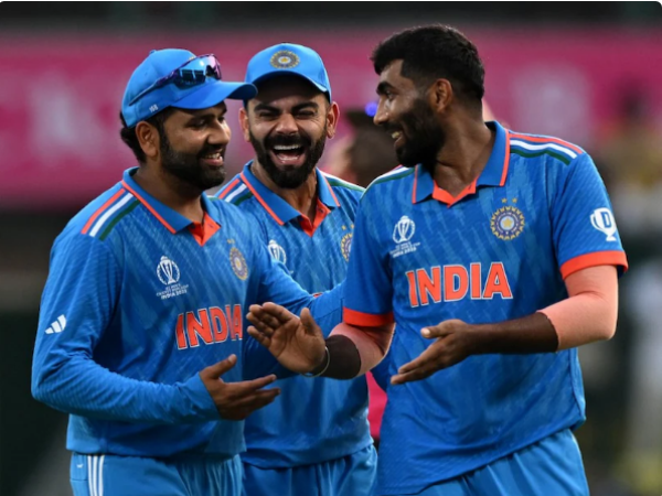 Hardik Pandya and Rishabh Pant's selfie goes viral