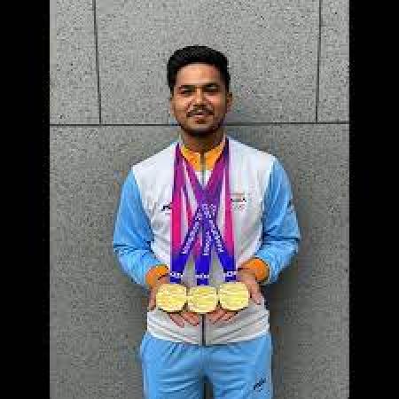  Ojas Deotale Honored by RSS Chief Mohan Bhagwat After Asian Games Triumph