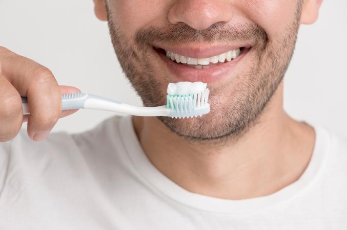 Attain the ideal oral hygiene practice in the morning