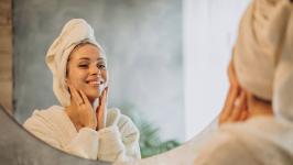 Eight easy skincare tips to maintain your youthful appearance
								