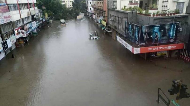 Nagpur Faces Traffic Woes as Wardha Road Bridge Collapses After Heavy Rains