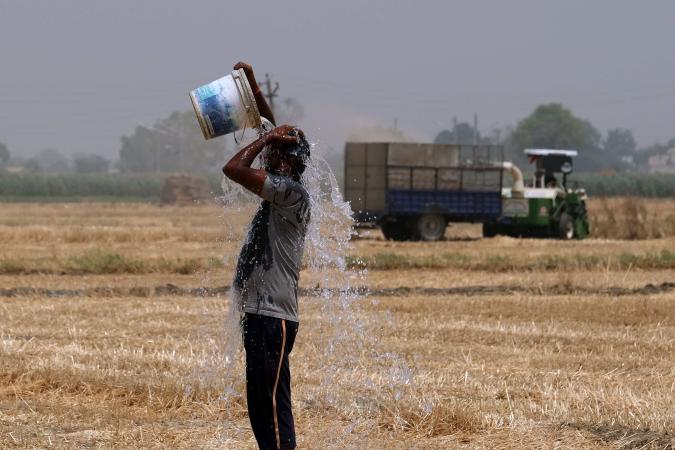 Heat Wave Safety Measures: Dos and Don'ts Issued Amid Rising Mercury