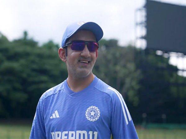 Gautam Gambhir will return home mid match for 