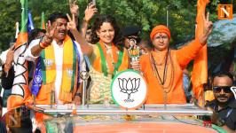 Actor and MP Kangana Ranaut Hits the Streets of Nagpur in Support of BJP Candidates
								