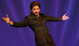 Shah Rukh Khan Hospitalized in LA Following Set Accident, Undergoes Surgery
								