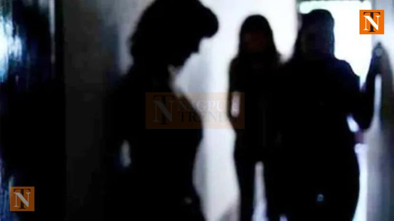 Sex Racket Busted in Taj Nagar, Owner Jumps Off Building to Escape