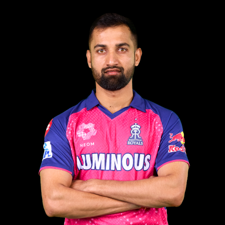 Nagpurkar Shubham Dubey Makes Impactful IPL Debut for Rajasthan Royals