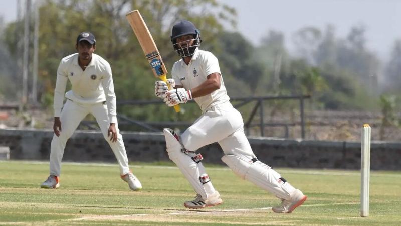 Vidharbha's Dubey joins the 50 Wicket club