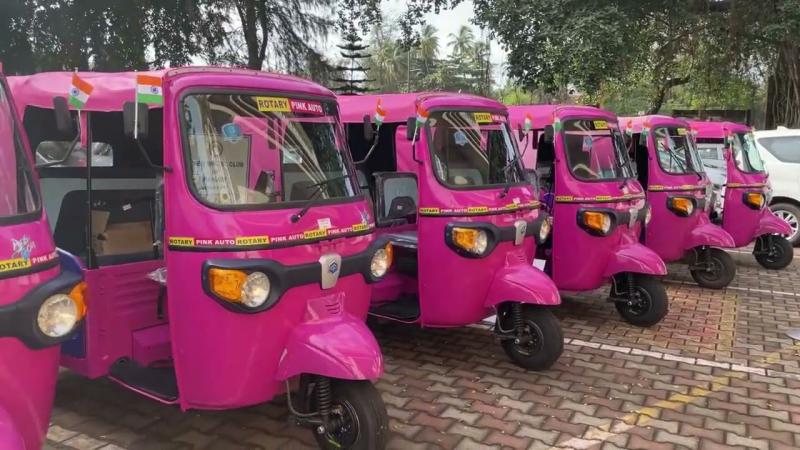 Nagpur's Pink e-Rickshaw Scheme Empowers Women Through Self-Employment Opportunities