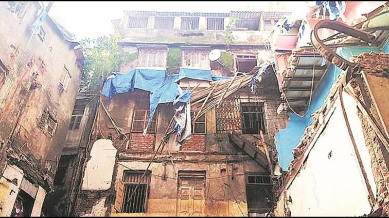 Pre-Monsoon Preparations: Betul to Demolish UnSafe Building Structures