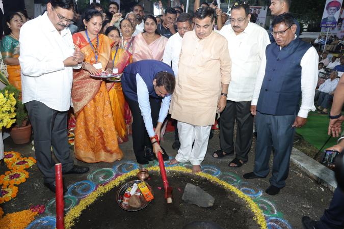 Devendra Fadnavis and Nitin Gadkari Inaugurate Community Halls in Nagpur