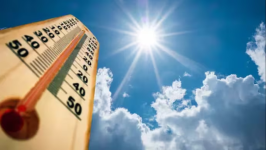 Record High Temperatures Leave Nagpur Residents Sweating
								