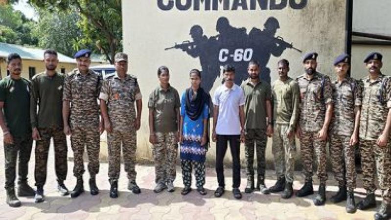 Naxalite Couple with ₹10 Lakh Bounty Surrenders in Gadchiroli