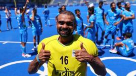 The Kerala government has awarded hockey legend PR Sreejesh ₹2 crore 
								